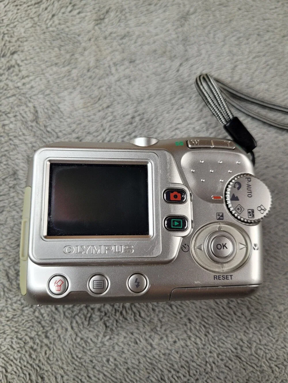 Olympus FE-110 Silver 5.0MP Digital Compact Camera Tested Works w/ 256MB xD Card